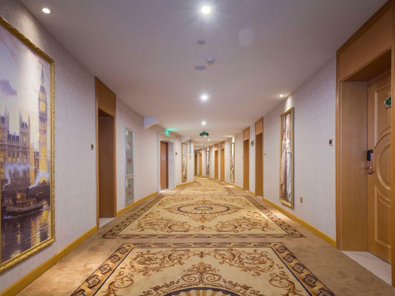 Vienna International Hotel Fenghua Zhongshan Road Exterior photo